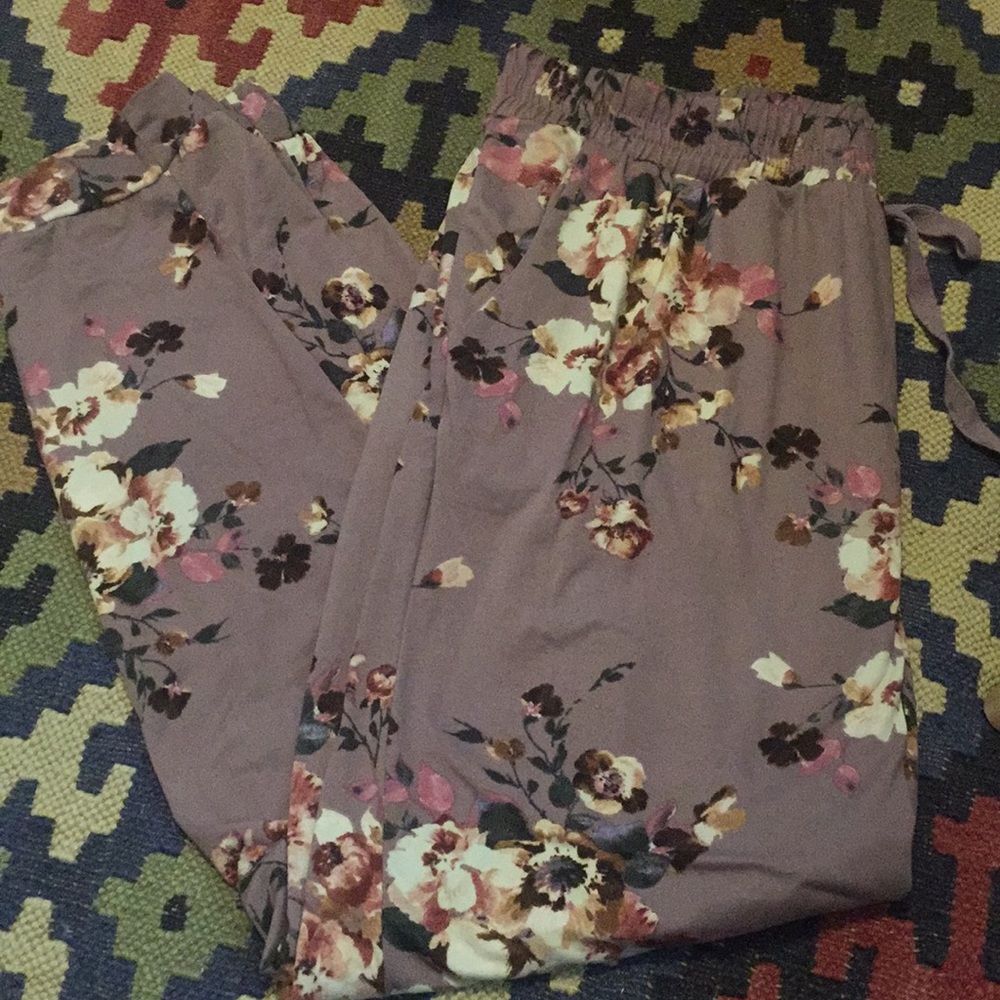 Floral jogger pants